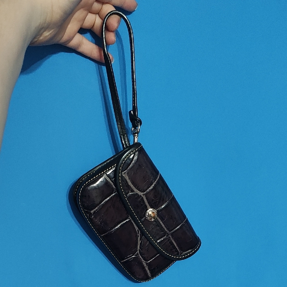 Dooney Bourke Wristlet